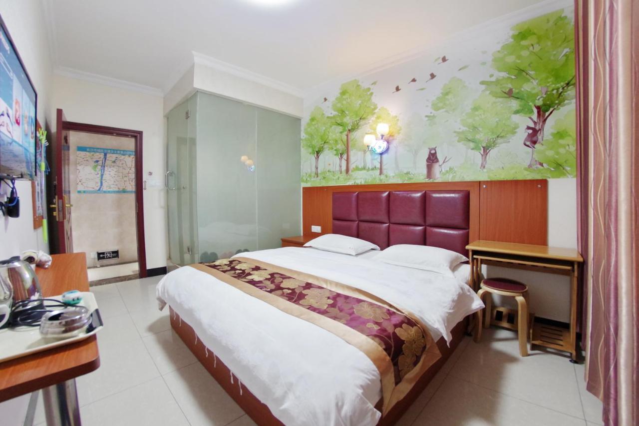 Jinyuan Hotel Changsha South Railway Station Екстер'єр фото