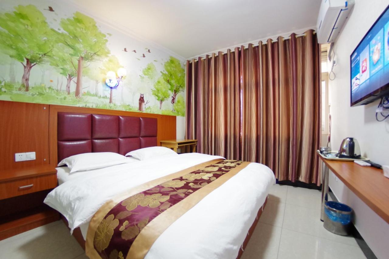 Jinyuan Hotel Changsha South Railway Station Екстер'єр фото
